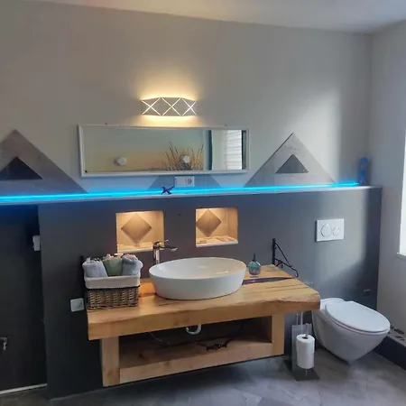 Am Hofladen Hellendorf - Saechsische Schweiz By Interhome * Bad Gottleuba-Berggiesshuebel